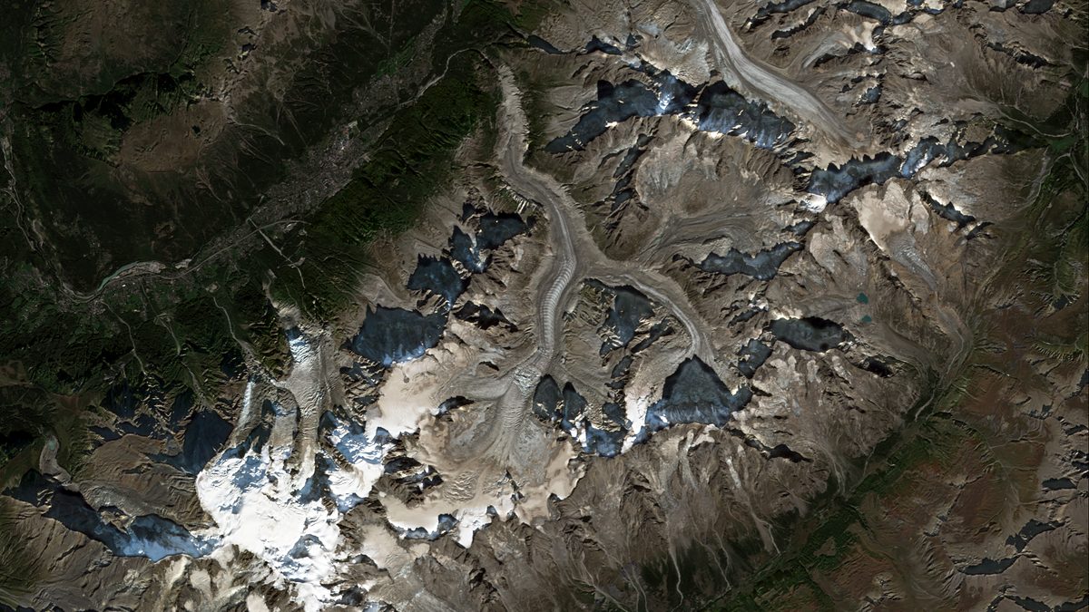 Satellite view of Mer de Glace, 22 September 2026