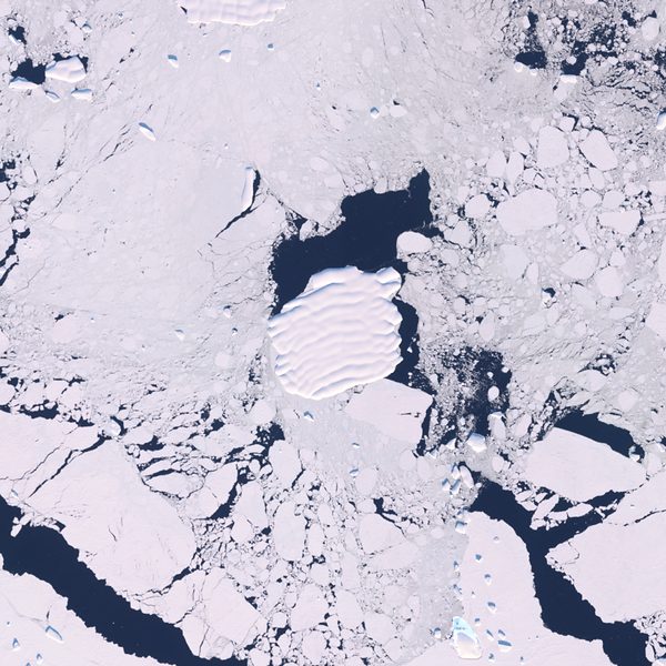 Satellite view of iceberg B47