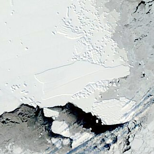 Satellite view of iceberg B09B, 22 September 2026