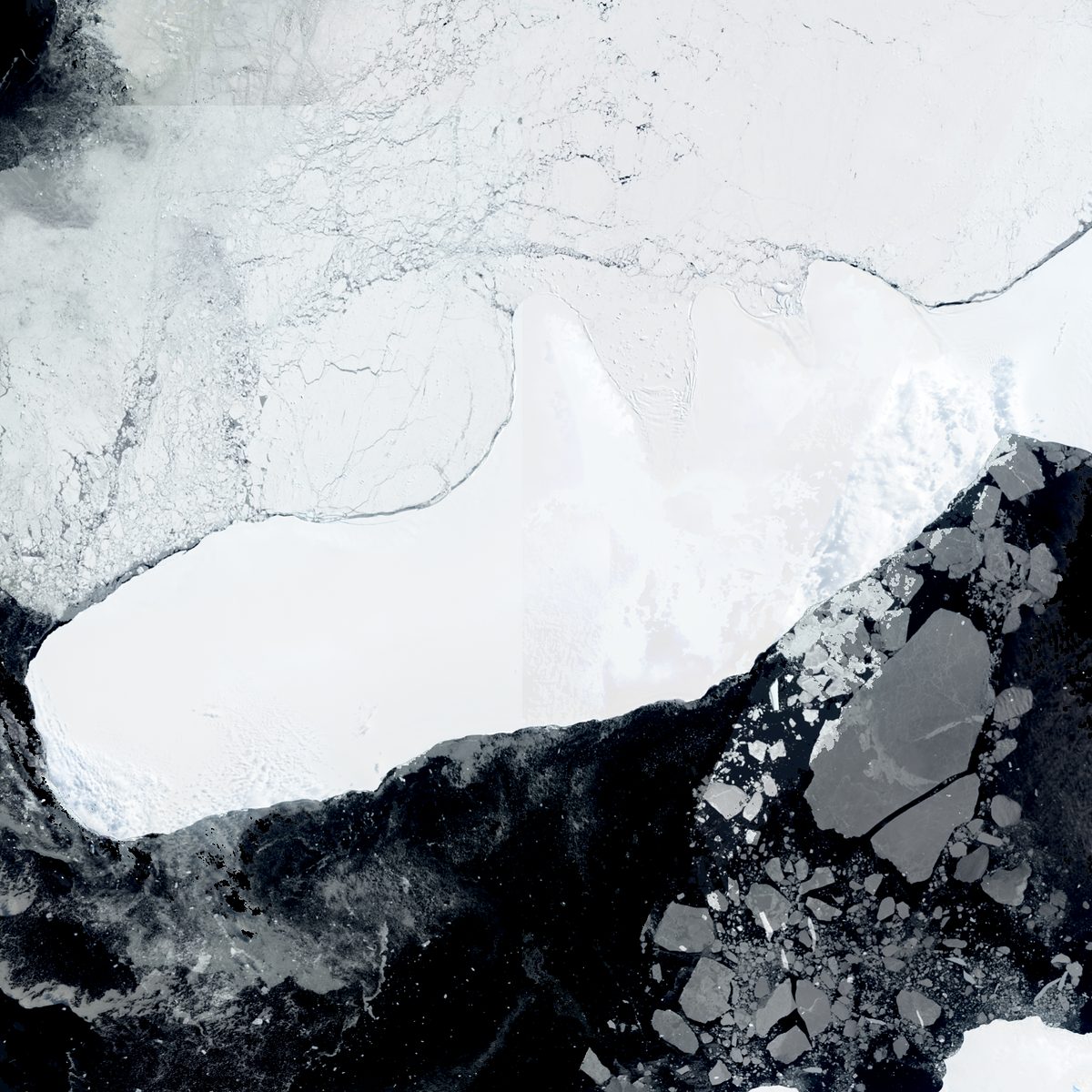 Satellite view of Latady Island IC, 27 February 2025